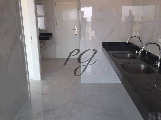 Apartamento para Venda em Fortaleza - 4